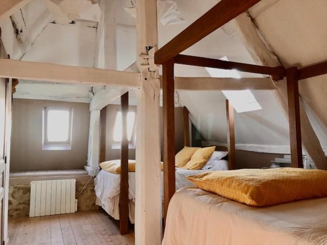 La Maison Sur Les Remparts Домфро Екстериор снимка