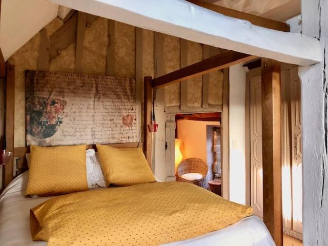 La Maison Sur Les Remparts Домфро Екстериор снимка