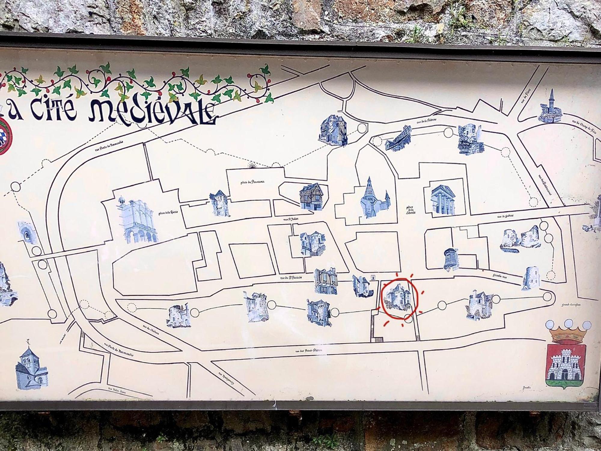 La Maison Sur Les Remparts Домфро Екстериор снимка